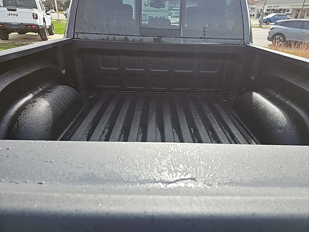 2017 RAM 1500 Big Horn Crew Cab 4x4 5'7' Box