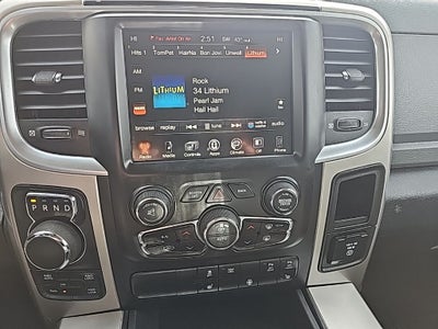 2017 RAM 1500 Big Horn Crew Cab 4x4 5'7' Box