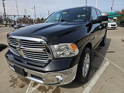 2017 RAM 1500 Big Horn Crew Cab 4x4 5'7' Box
