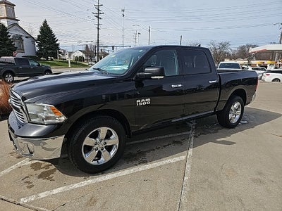 2017 RAM 1500 Big Horn Crew Cab 4x4 5'7' Box