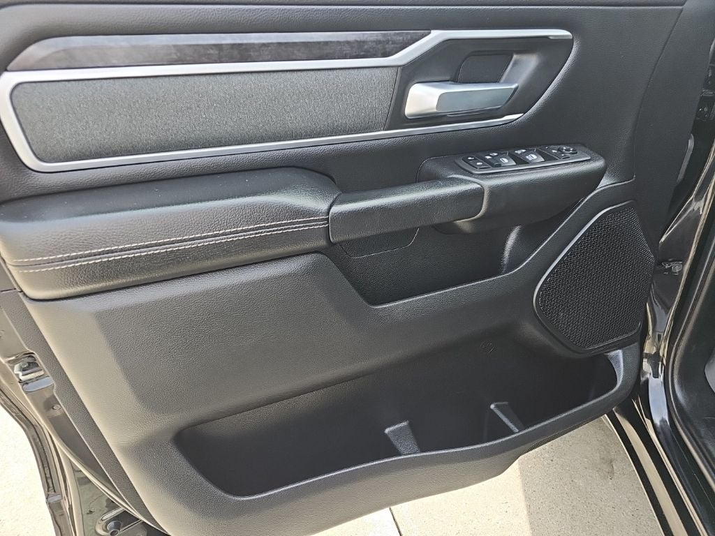 2022 RAM 1500 Big Horn Quad Cab 4x4 6'4' Box
