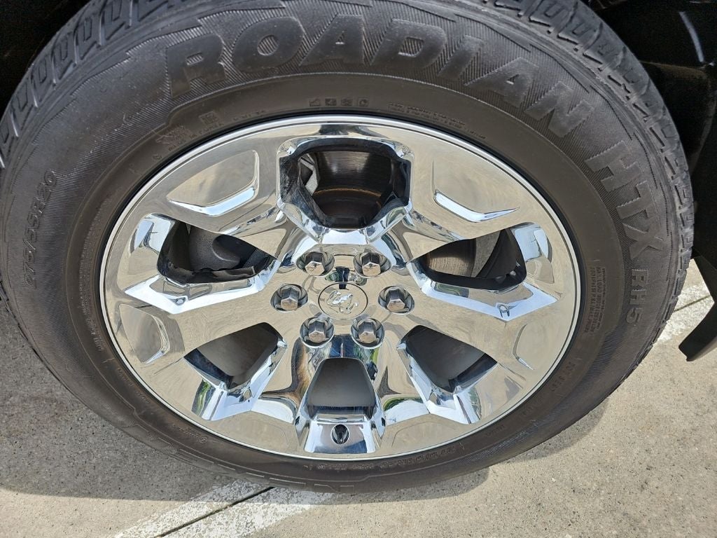 2022 RAM 1500 Big Horn Quad Cab 4x4 6'4' Box