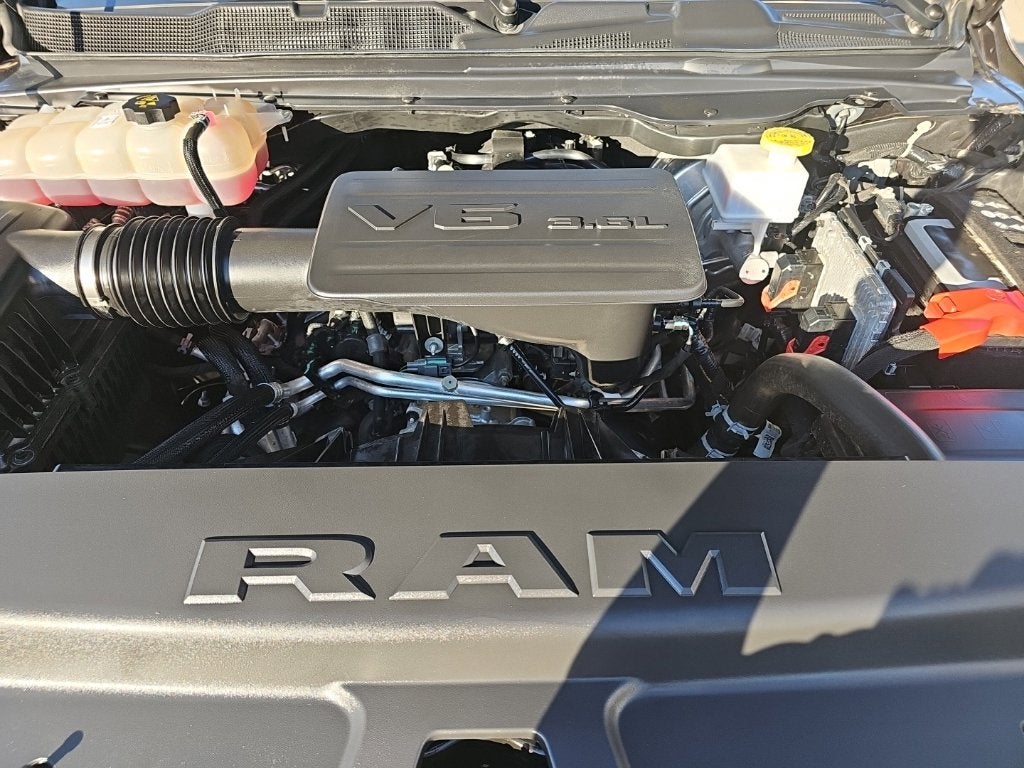 2022 RAM 1500 Big Horn Quad Cab 4x4 6'4' Box
