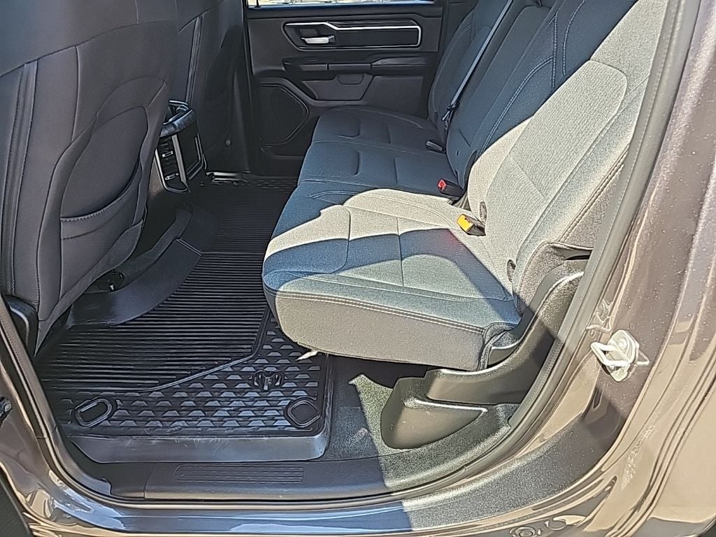 2024 RAM 1500 Big Horn Crew Cab 4x4 5'7' Box