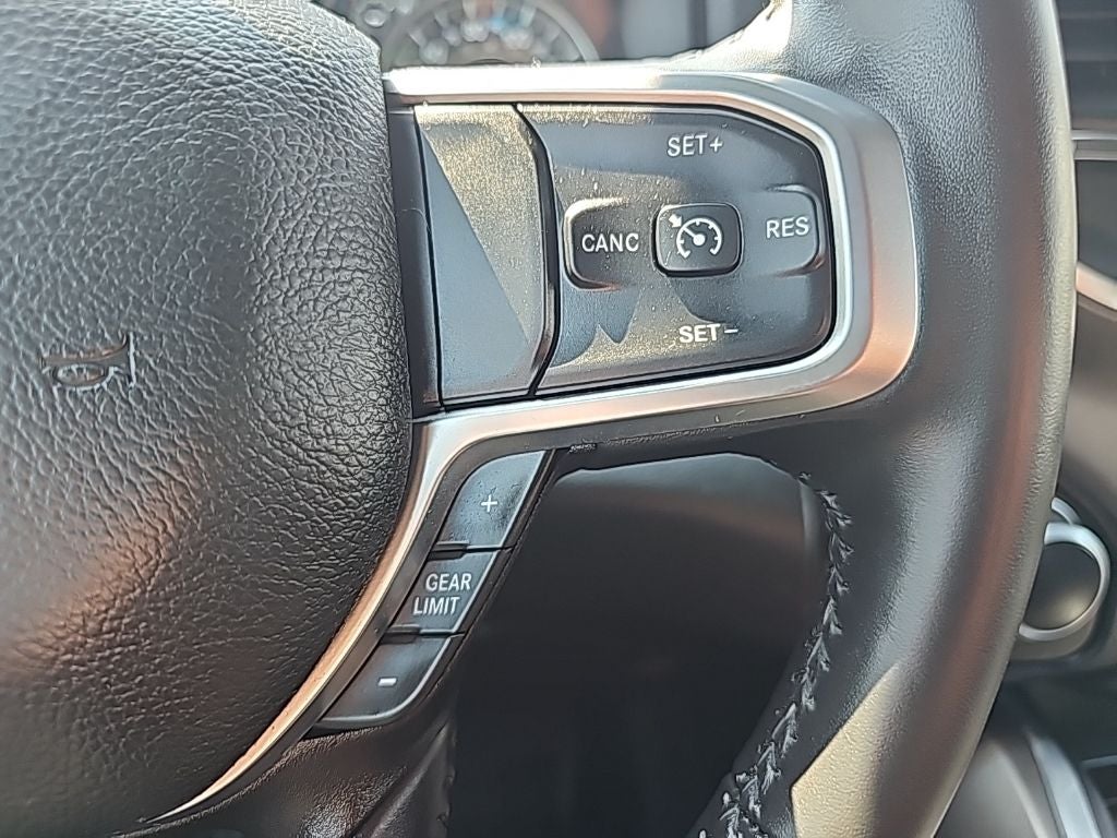 2024 RAM 1500 Big Horn Crew Cab 4x4 5'7' Box