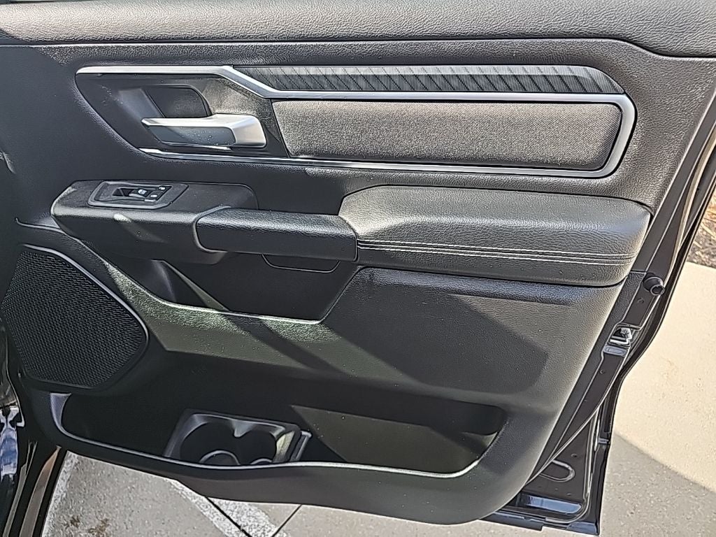 2025 RAM 1500 Big Horn Crew Cab 4x4 6'4' Box