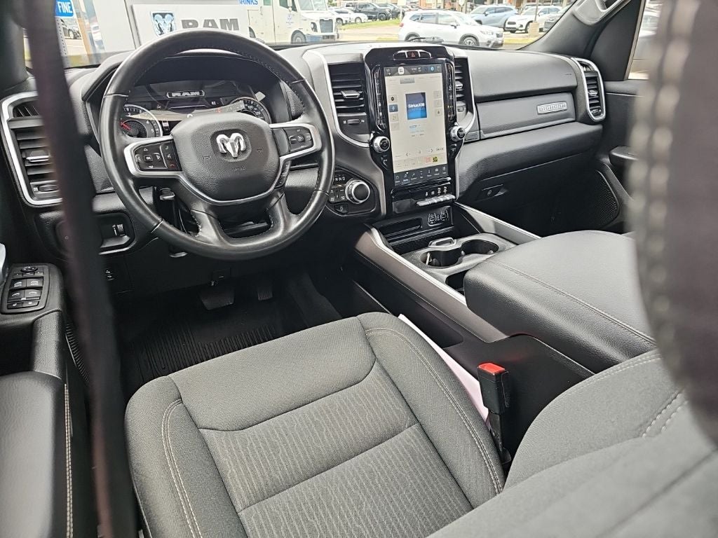 2022 RAM 1500 Big Horn Quad Cab 4x4 6'4' Box
