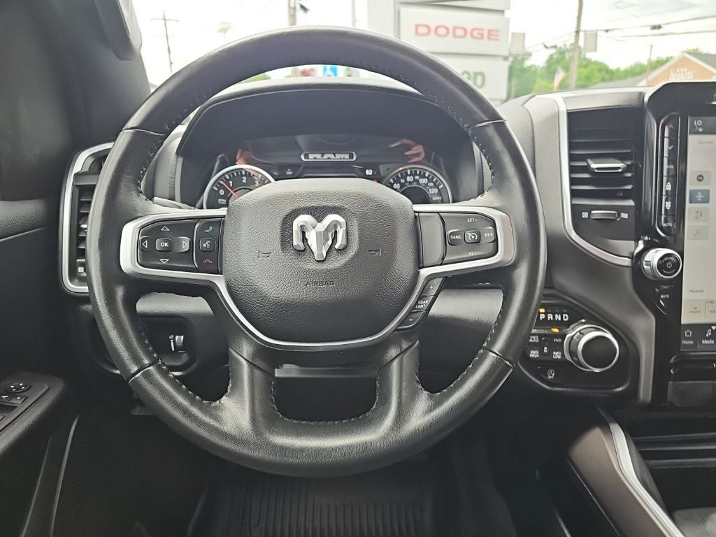 2022 RAM 1500 Big Horn Quad Cab 4x4 6'4' Box