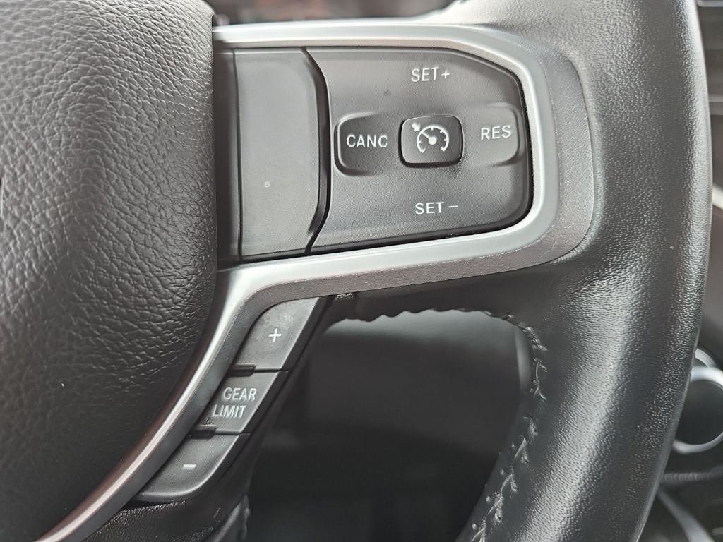 2022 RAM 1500 Big Horn Quad Cab 4x4 6'4' Box