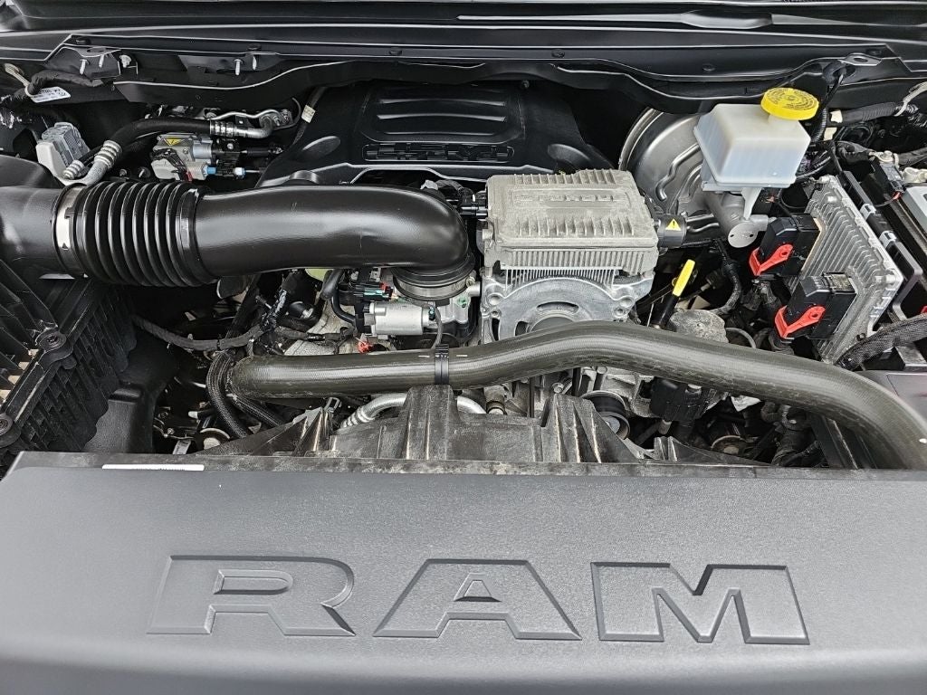 2022 RAM 1500 Big Horn Quad Cab 4x4 6'4' Box