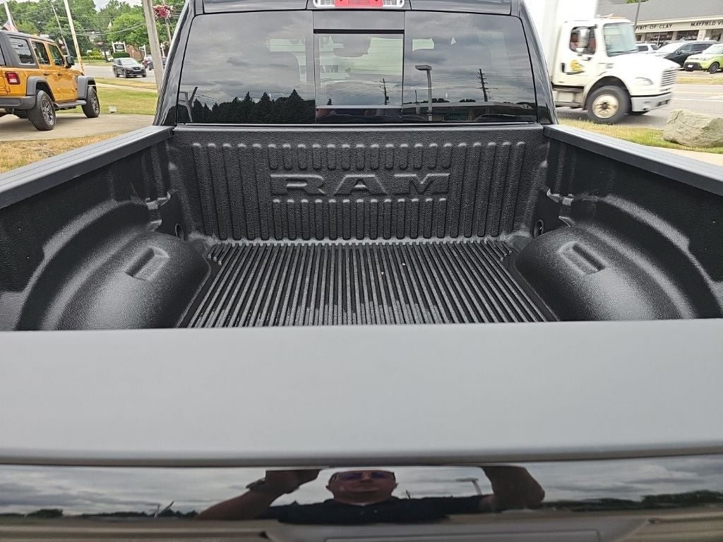 2026 RAM 1500 Big Horn Crew Cab 4x4 5'7' Box