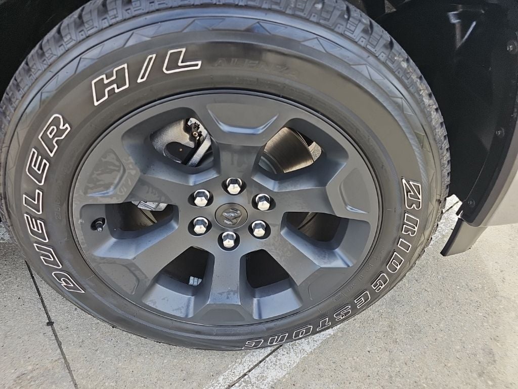 2025 RAM 1500 Big Horn Crew Cab 4x4 5'7' Box