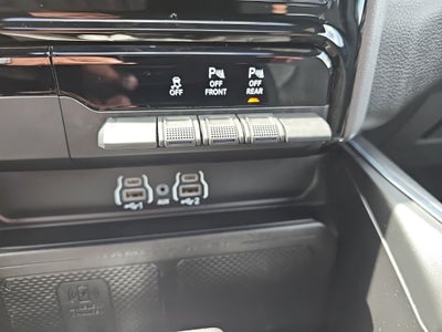 2025 RAM 1500 Big Horn Crew Cab 4x4 5'7' Box
