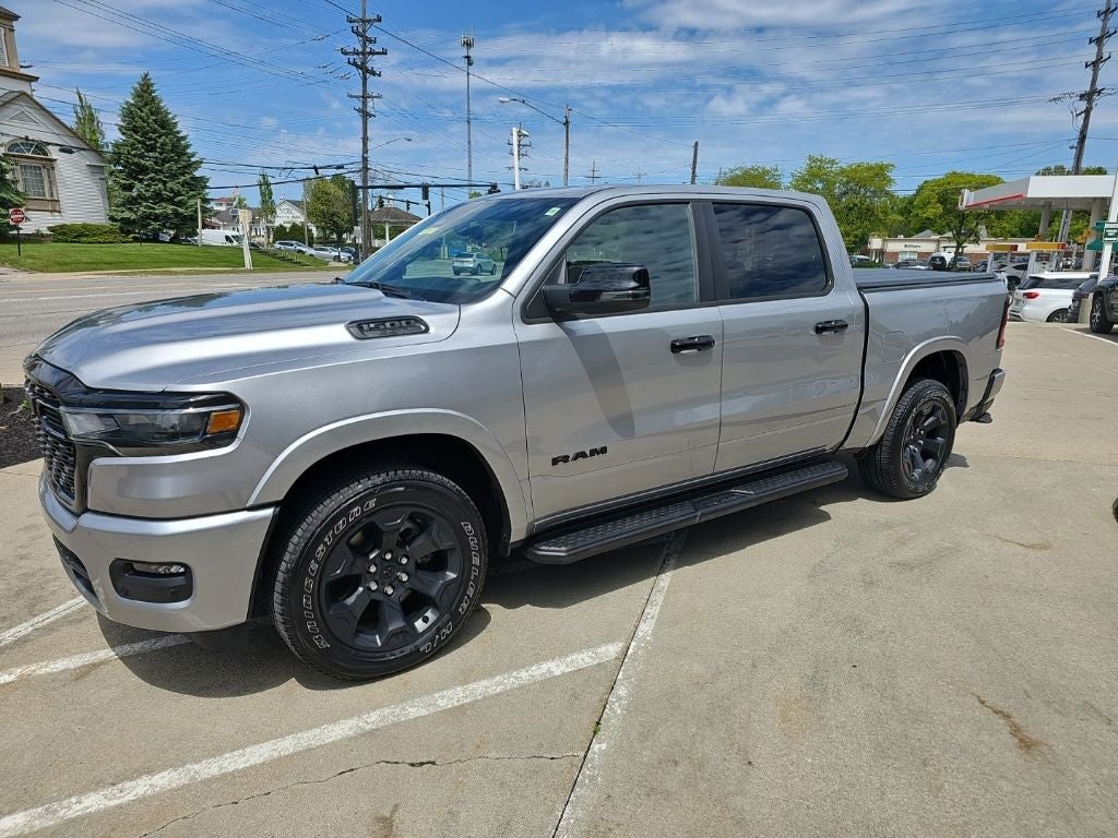 2025 RAM 1500 Big Horn Crew Cab 4x4 5'7' Box