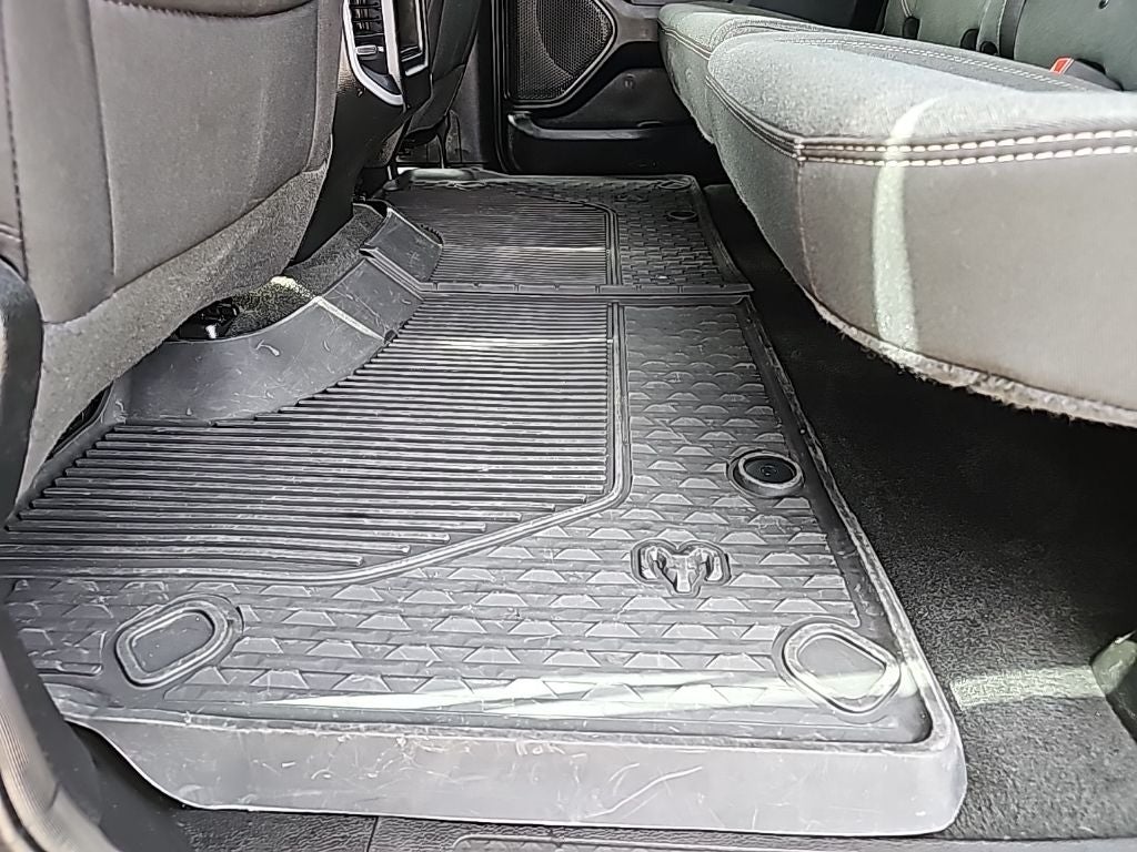 2023 RAM 1500 Big Horn Crew Cab 4x4 5'7' Box