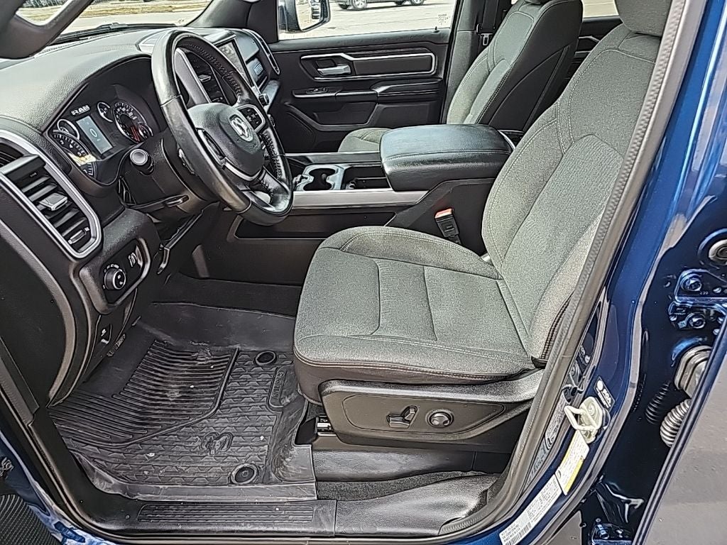 2023 RAM 1500 Big Horn Crew Cab 4x4 5'7' Box