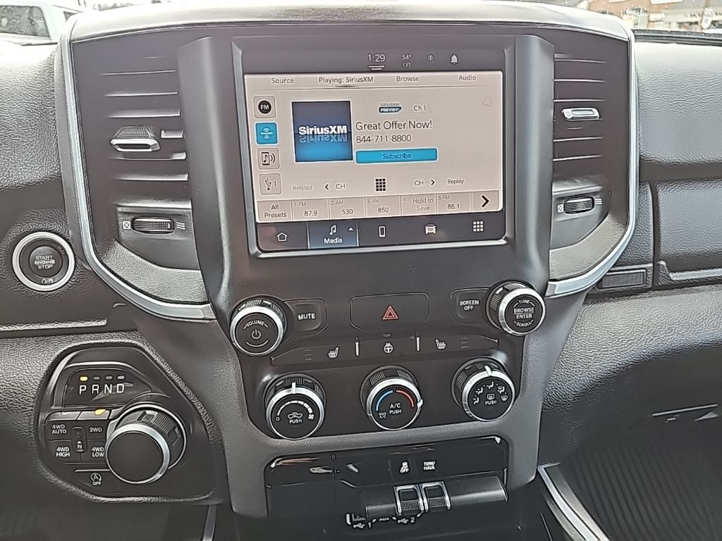 2023 RAM 1500 Big Horn Crew Cab 4x4 5'7' Box