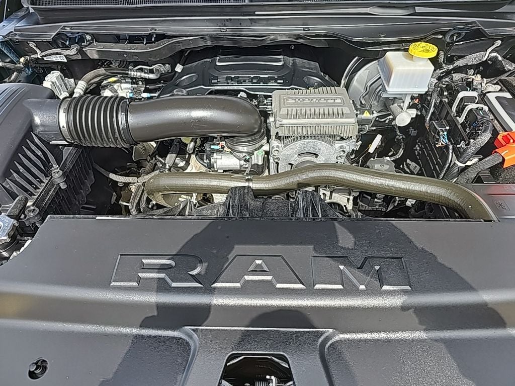 2023 RAM 1500 Big Horn Crew Cab 4x4 5'7' Box