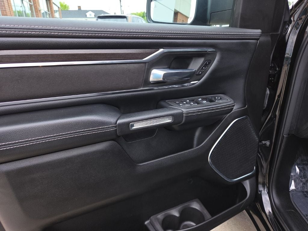 2025 RAM 1500 Laramie Crew Cab 4x4 5'7' Box