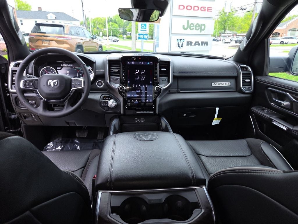 2025 RAM 1500 Laramie Crew Cab 4x4 5'7' Box
