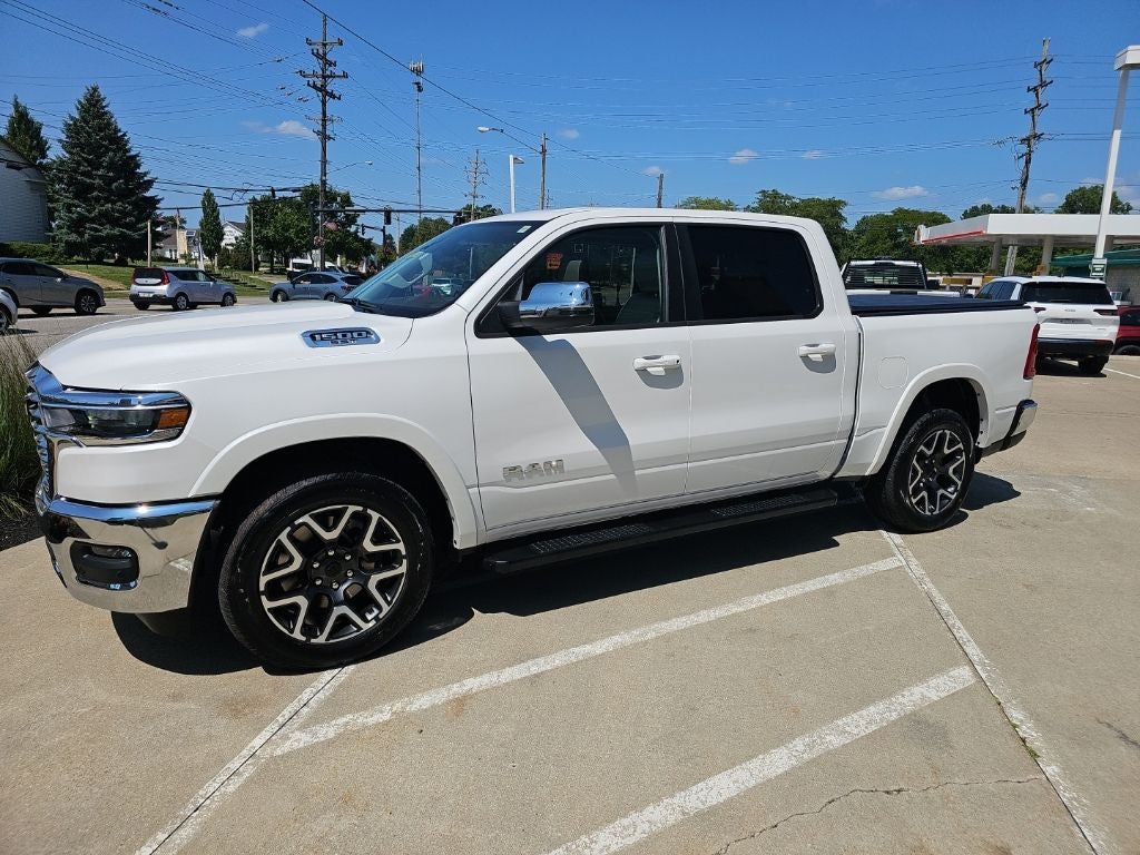 2025 RAM 1500 Laramie Crew Cab 4x4 5'7' Box