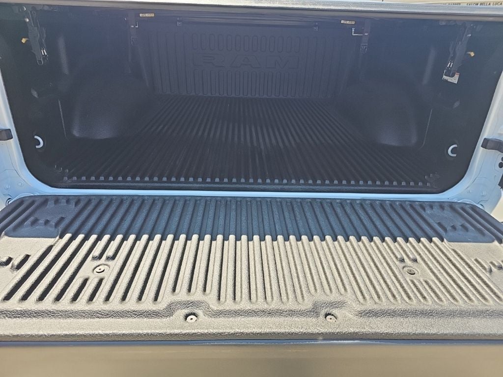 2025 RAM 1500 Laramie Crew Cab 4x4 5'7' Box
