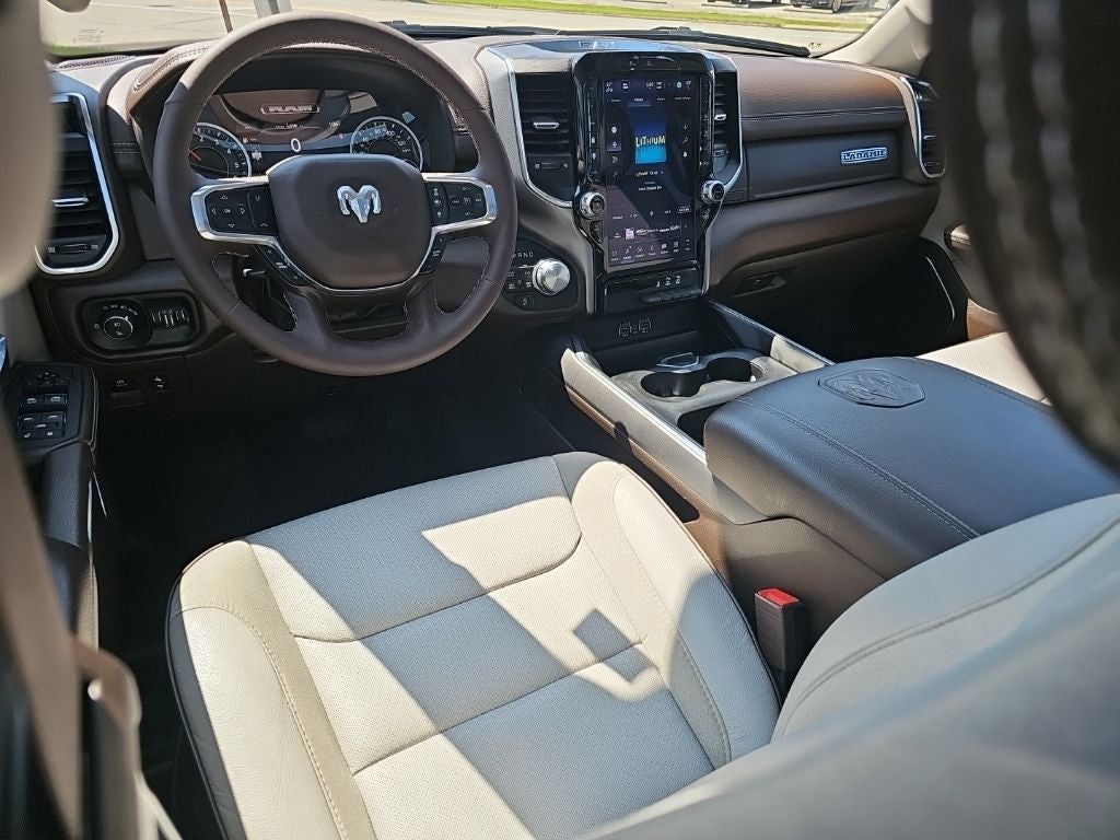2025 RAM 1500 Laramie Crew Cab 4x4 5'7' Box