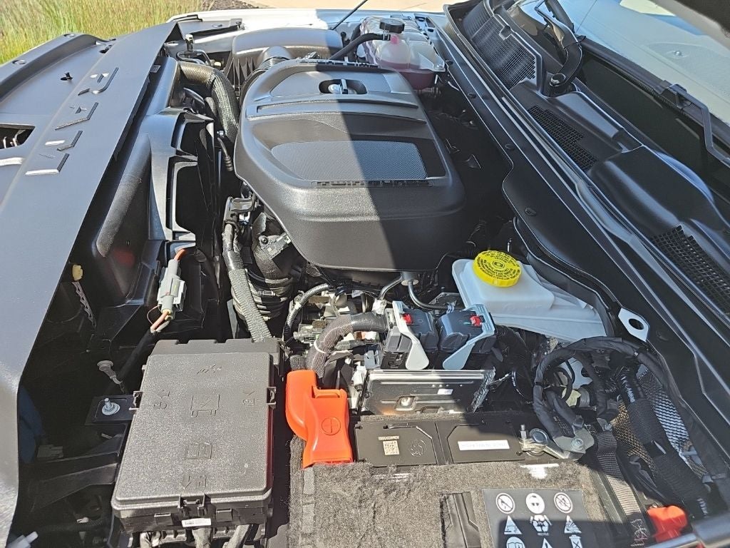2025 RAM 1500 Laramie Crew Cab 4x4 5'7' Box