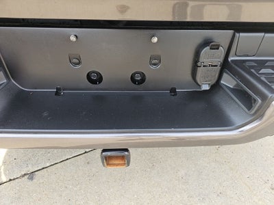 2022 RAM 1500 Laramie Crew Cab 4x4 5'7' Box