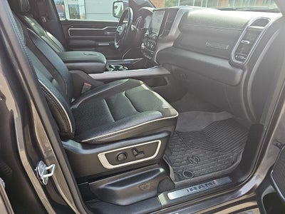 2022 RAM 1500 Laramie Crew Cab 4x4 5'7' Box