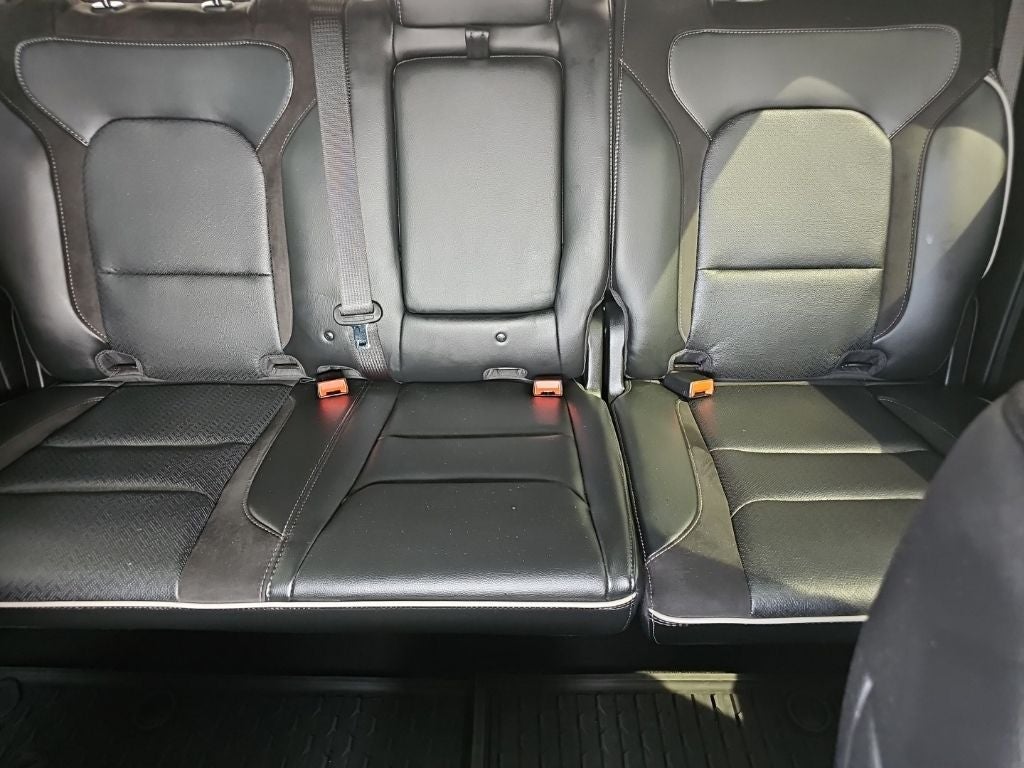 2022 RAM 1500 Laramie Crew Cab 4x4 5'7' Box