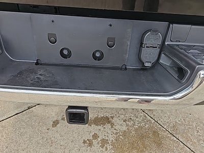 2022 RAM 1500 Laramie Crew Cab 4x4 6'4' Box