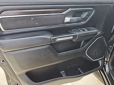 2022 RAM 1500 Laramie Crew Cab 4x4 6'4' Box