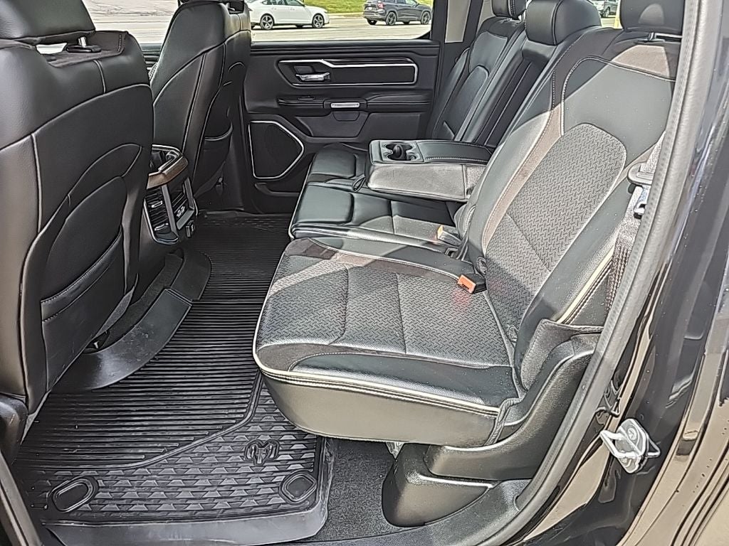 2022 RAM 1500 Laramie Crew Cab 4x4 6'4' Box