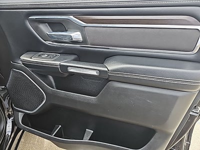 2022 RAM 1500 Laramie Crew Cab 4x4 6'4' Box