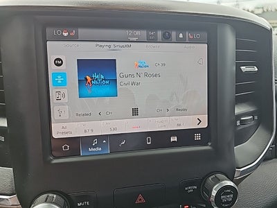 2022 RAM 1500 Laramie Crew Cab 4x4 6'4' Box