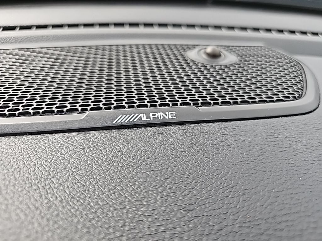 2022 RAM 1500 Laramie Crew Cab 4x4 6'4' Box