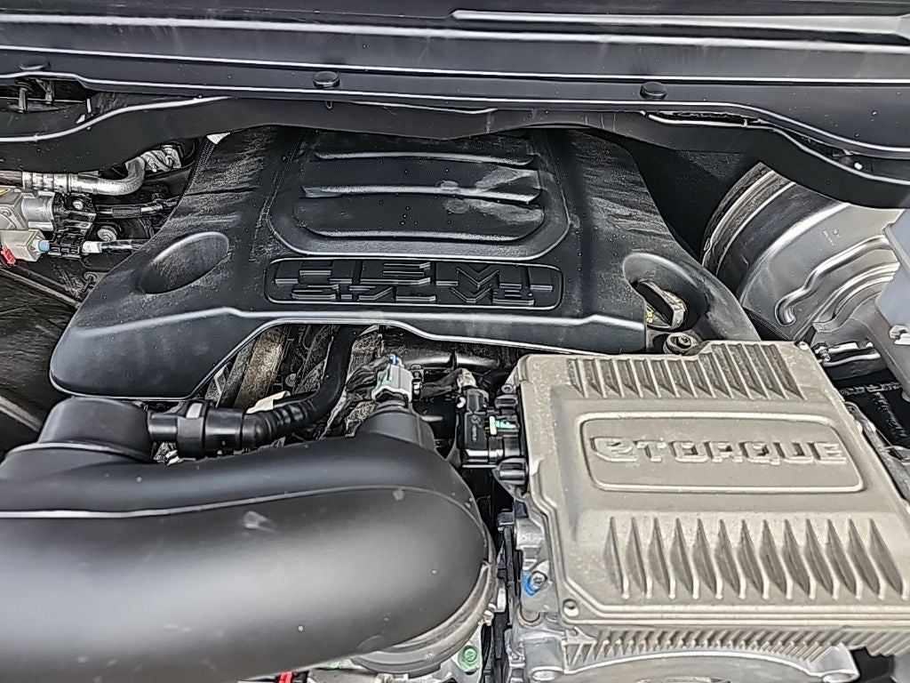 2022 RAM 1500 Laramie Crew Cab 4x4 6'4' Box