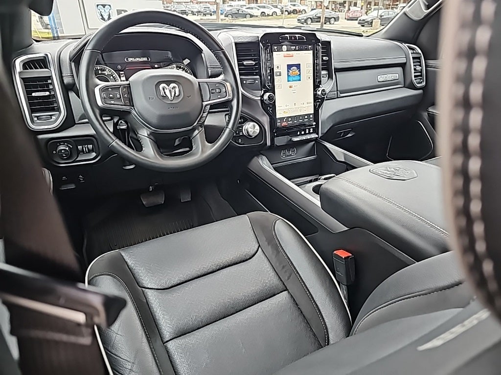 2023 RAM 1500 Laramie Crew Cab 4x4 6'4' Box