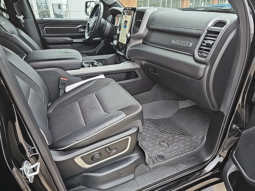 2023 RAM 1500 Laramie Crew Cab 4x4 6'4' Box