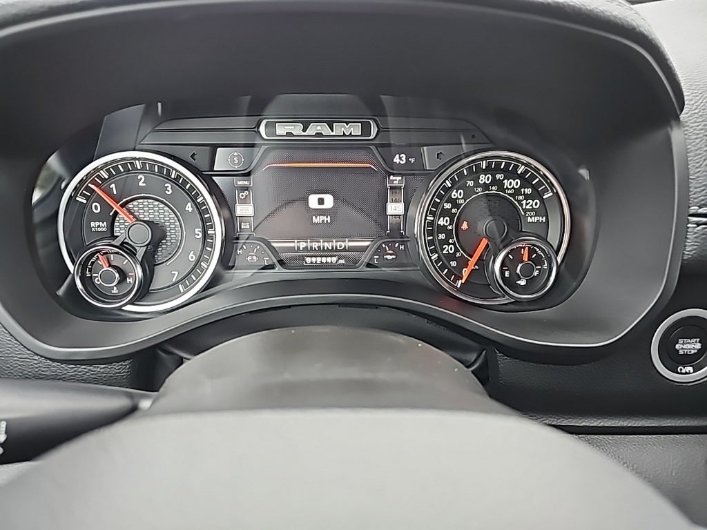 2023 RAM 1500 Laramie Crew Cab 4x4 6'4' Box