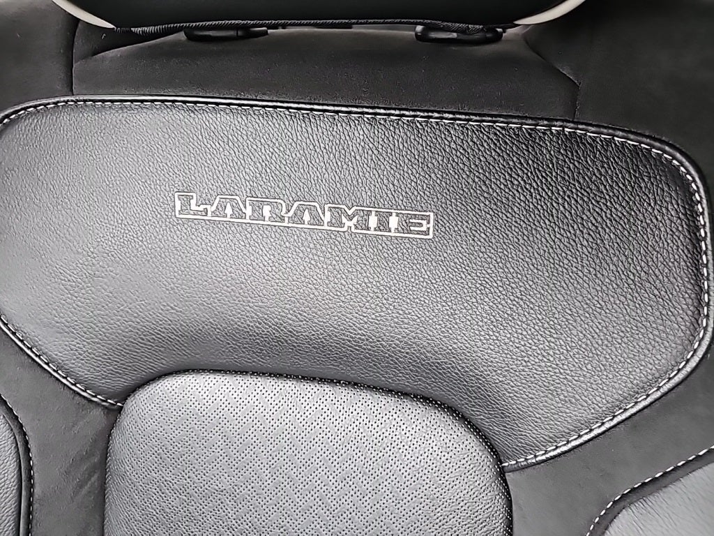 2023 RAM 1500 Laramie Crew Cab 4x4 6'4' Box