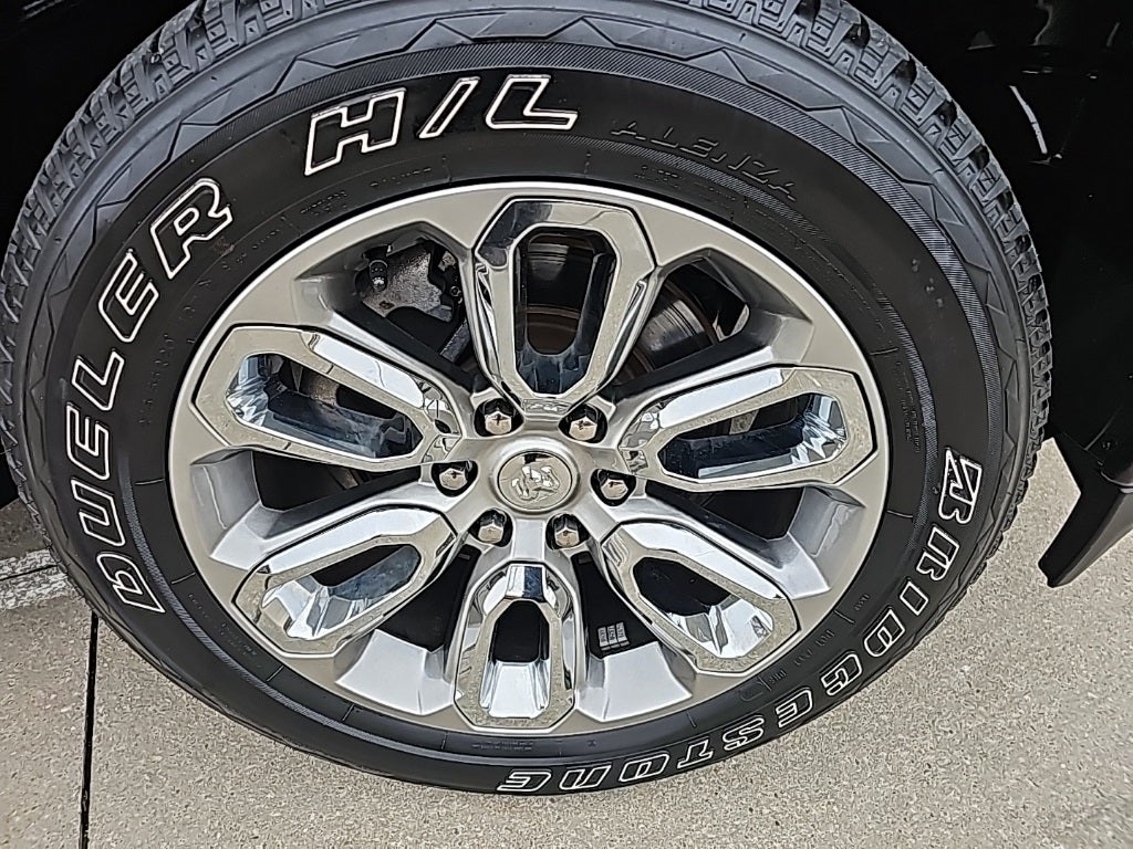 2023 RAM 1500 Laramie Crew Cab 4x4 6'4' Box