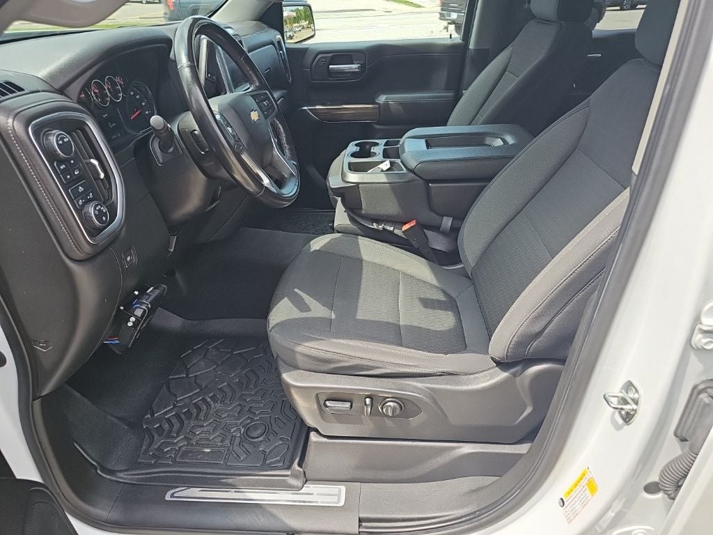 2021 Chevrolet Silverado 1500 4WD Crew Cab Short Bed LT with 2FL