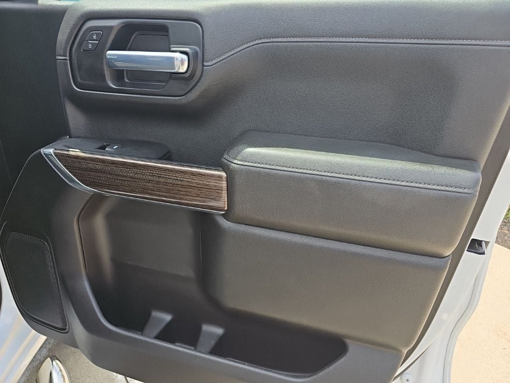 2021 Chevrolet Silverado 1500 4WD Crew Cab Short Bed LT with 2FL