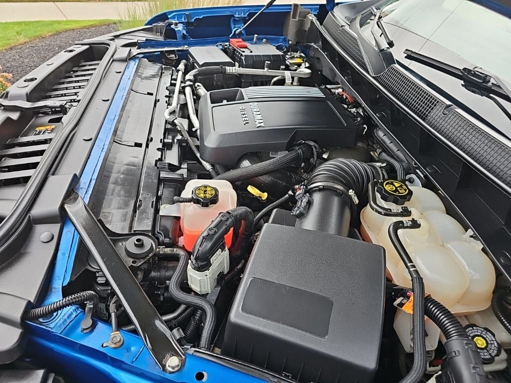 2023 Chevrolet Silverado 1500 4WD Crew Cab Standard Bed RST