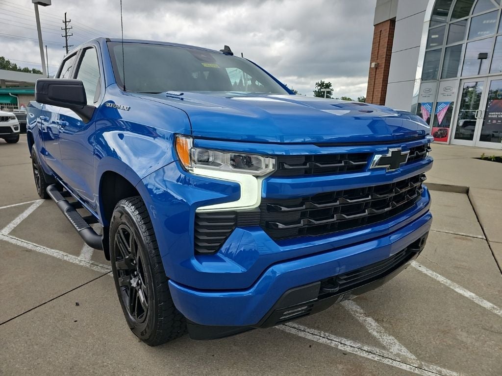 2023 Chevrolet Silverado 1500 4WD Crew Cab Standard Bed RST