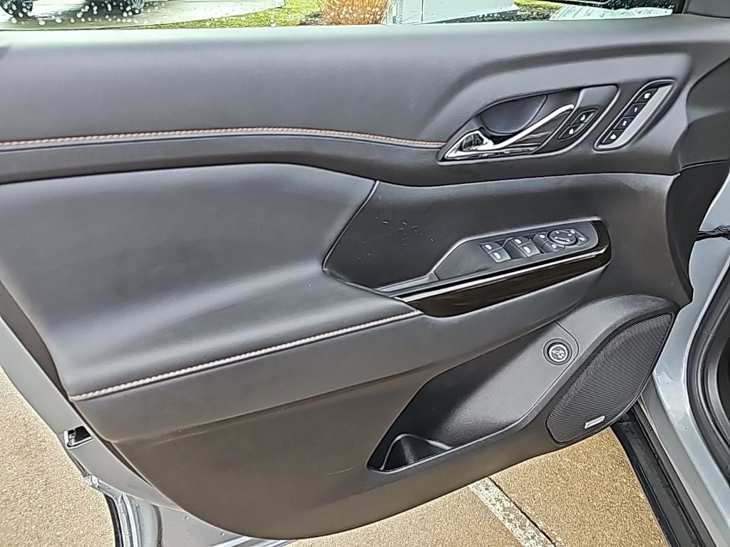 2023 GMC Acadia AWD AT4