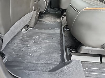 2023 GMC Acadia AWD AT4