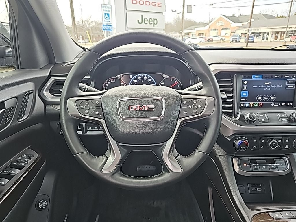 2023 GMC Acadia AWD AT4